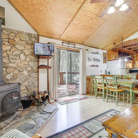 Vila Creekside Whittier Cabin With Fire Pit Near Hiking! Exteriér fotografie