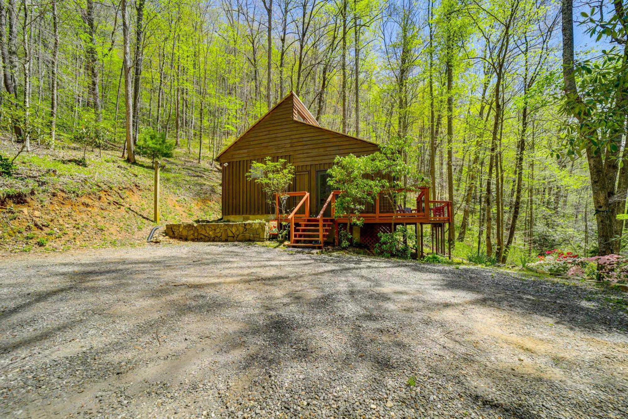 Vila Creekside Whittier Cabin With Fire Pit Near Hiking! Exteriér fotografie