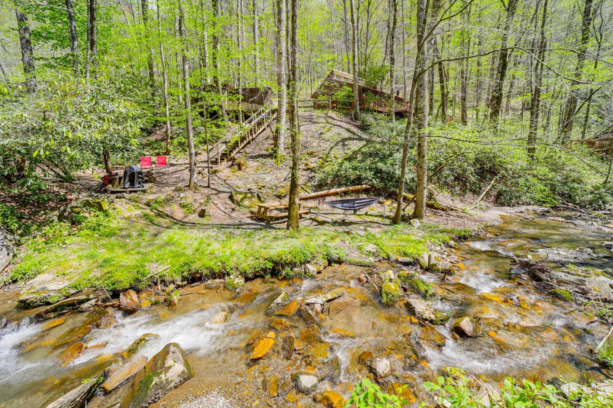 Vila Creekside Whittier Cabin With Fire Pit Near Hiking! Exteriér fotografie